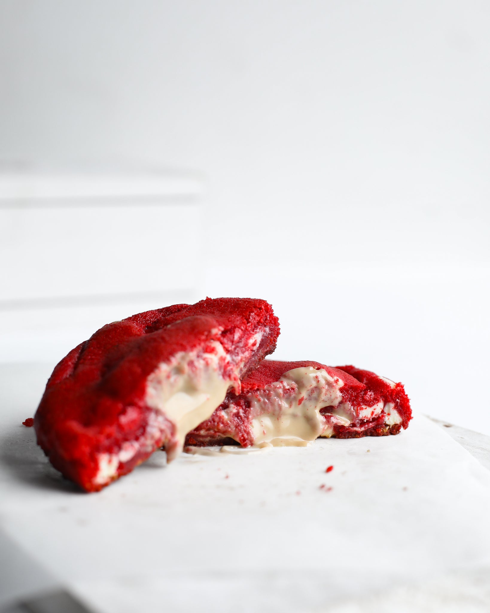 Red Velvet White Hazelnut Cookie - 11/22