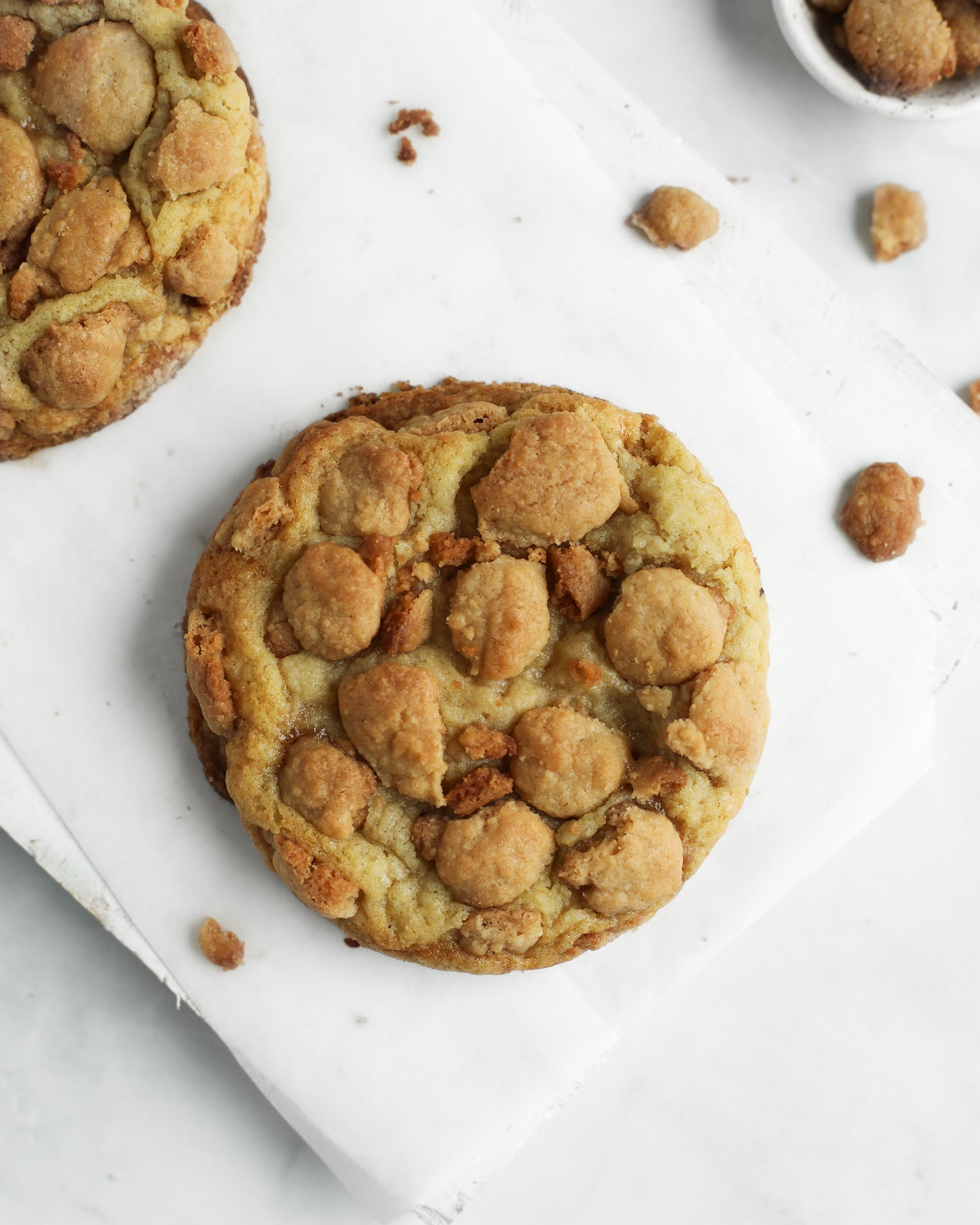 Caramel Apple Crumb Cookie - 11/22